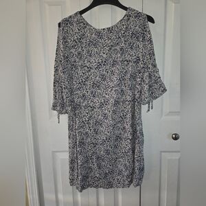 H&M Womens Navy & White Floral Print Dress, Peek-A-Book Half Sleeve, Size 14